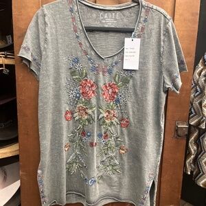 Caite and Kyla Tilly Tee Dark Grey Large short sleeved
